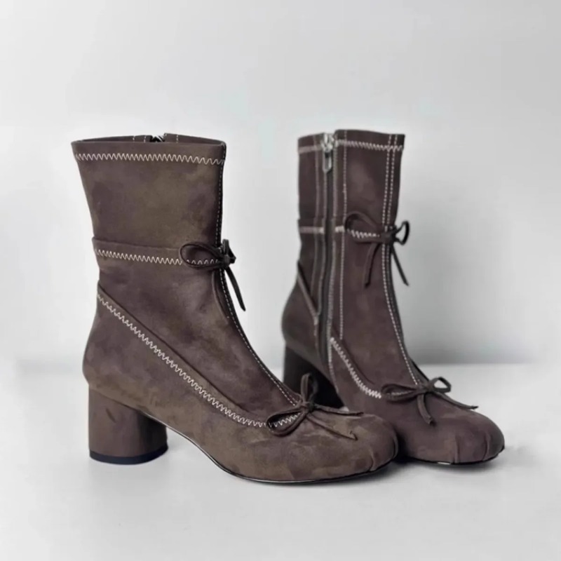2026 Winter Fashion New Pumps  - огляд і ціна Chelsea Boots Suede